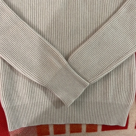 NWOT Brunello Cucinelli Cashmere Sweater Size XS - Picture 4 of 8